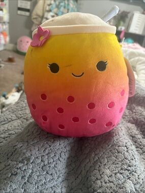Bergit the 8 inch Boba Squishmallow